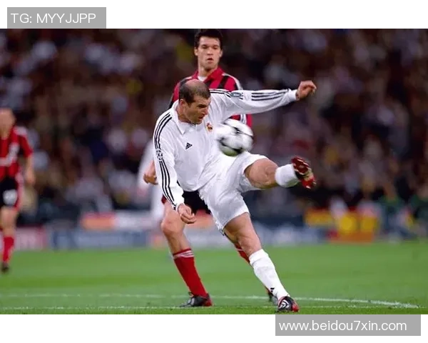 足球历史十大球星经典瞬间盘点 揭秘足坛最震撼时刻