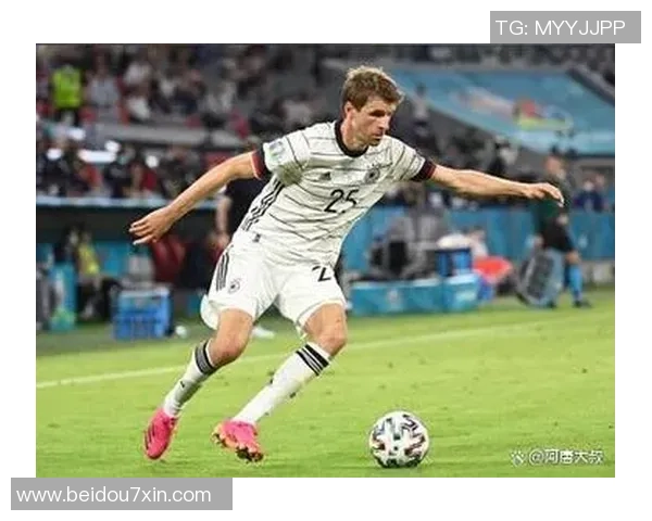 德国退役足球巨星回顾：辉煌职业生涯与未来发展展望
